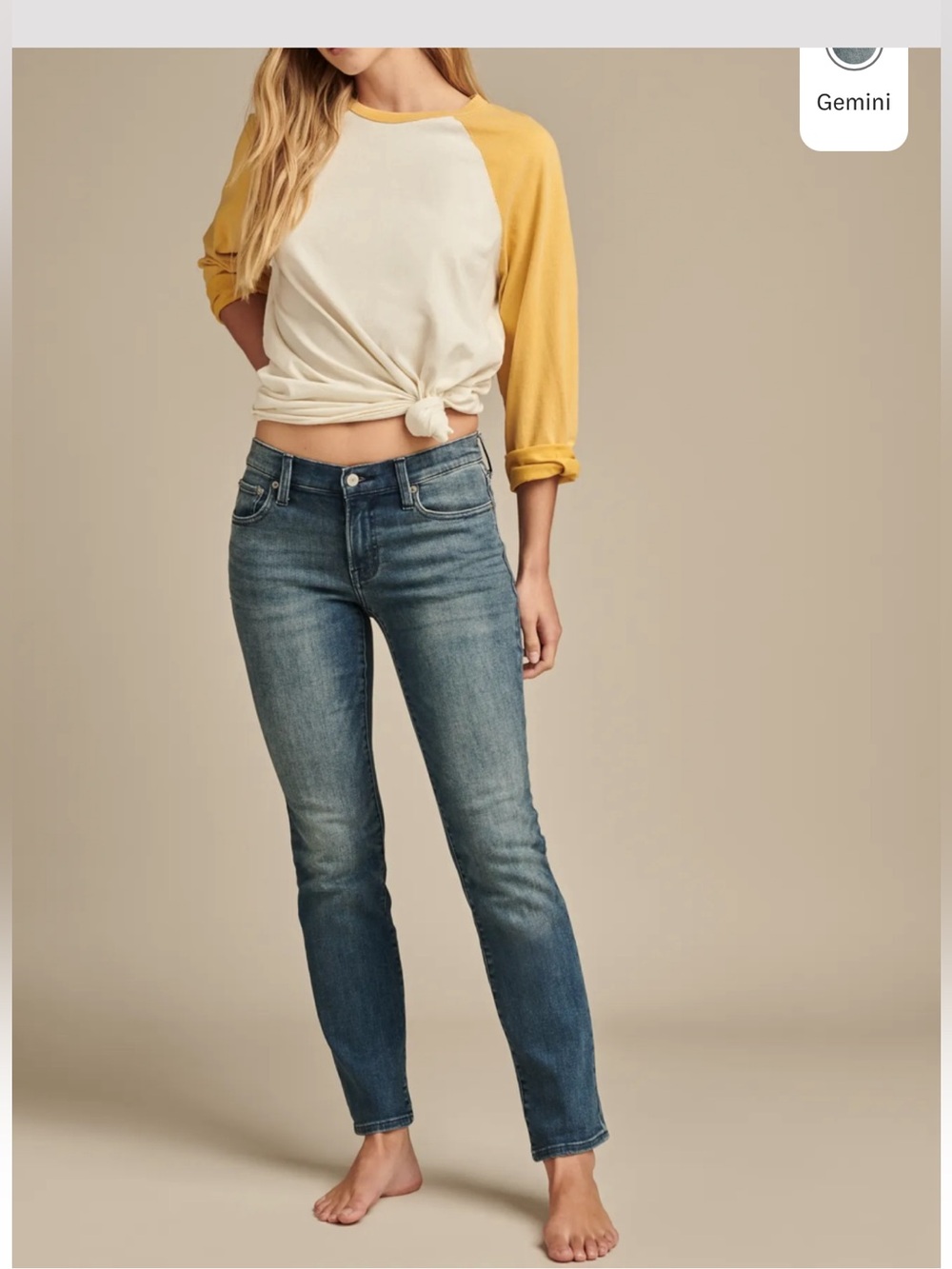 Lucky Brand Women's Straight Leg Jeans in Medium Blue Wash size 8/29.